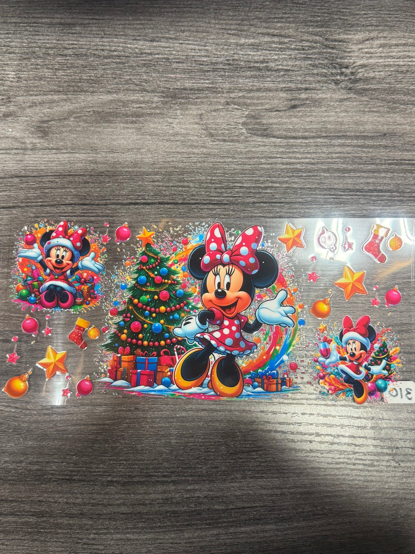 Minnie Mouse B310