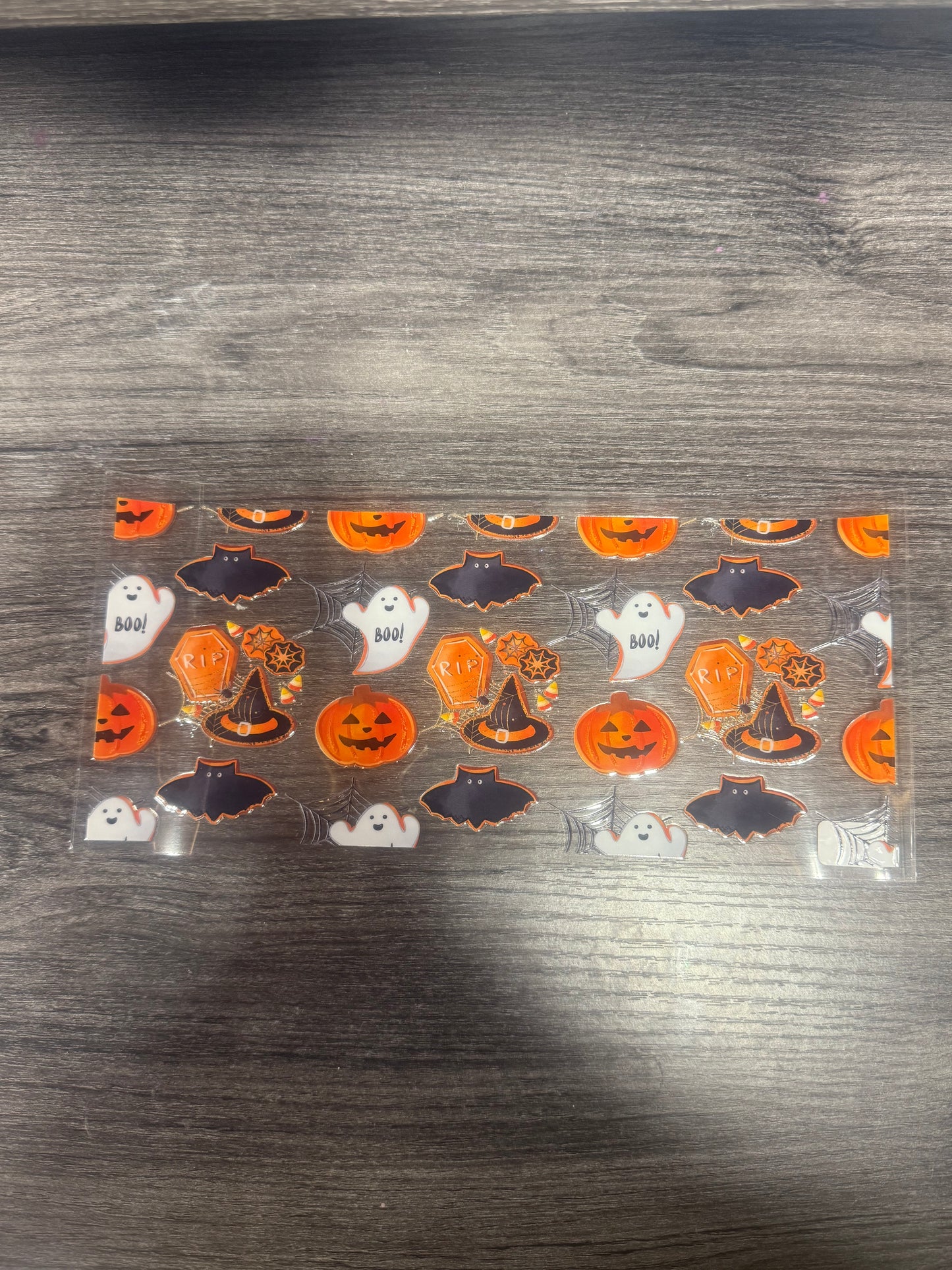 Halloween B323