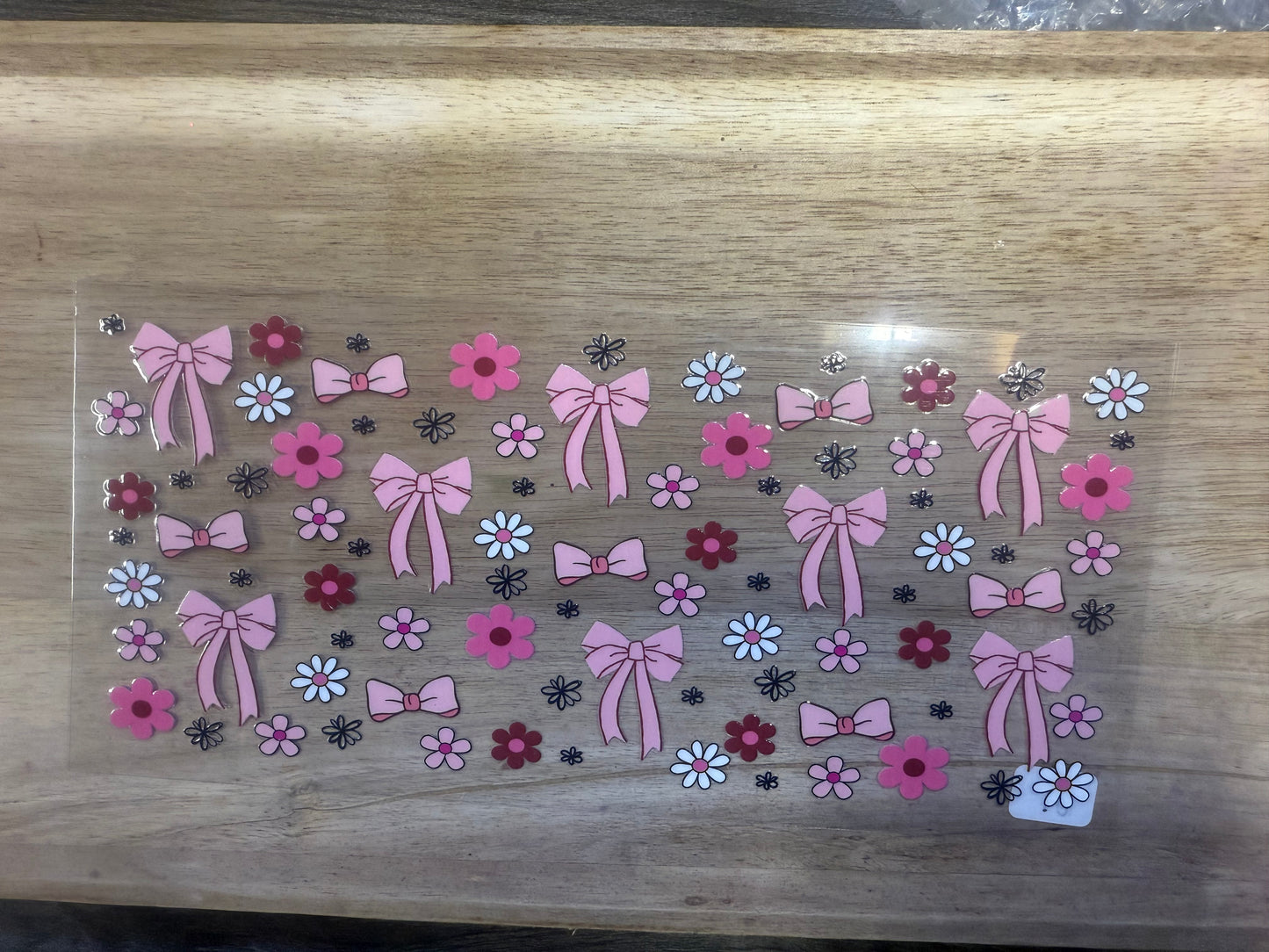 Flower And Bows B1